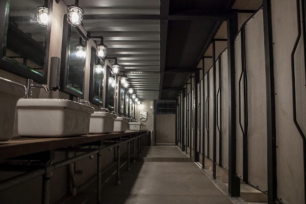 Capsule By Container Hotel
